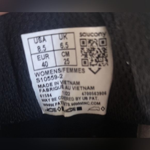 NWOT SAUCONY Cohesion13. - Picture 9 of 11